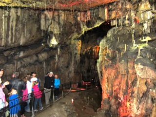 Poole's Cavern